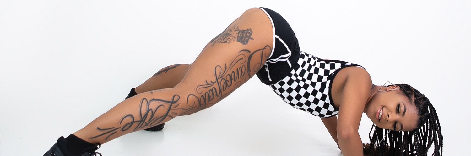 Marivi_Queen's profile banner image