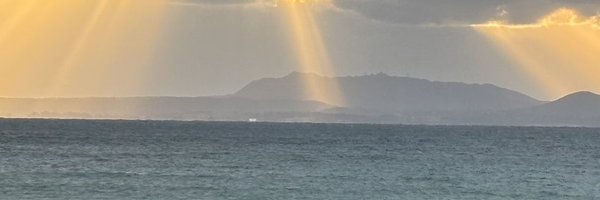MikaFu9da Profile Banner