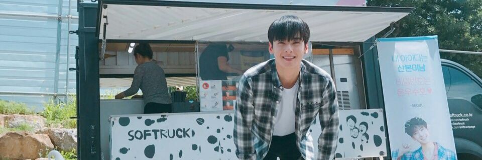 LEEUN_JI's profile banner image