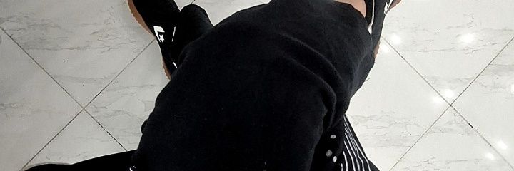 helloningroom's profile banner image