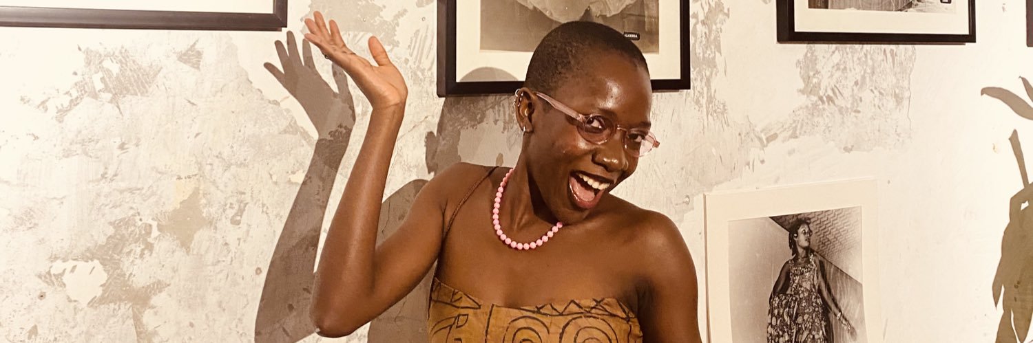 ire wá mi rí. banner