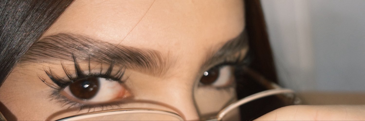 valummn's profile banner image