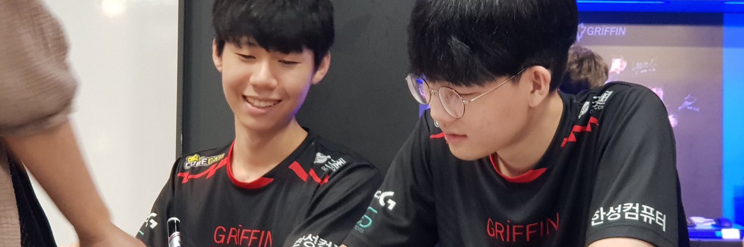 Sons1i's profile banner image