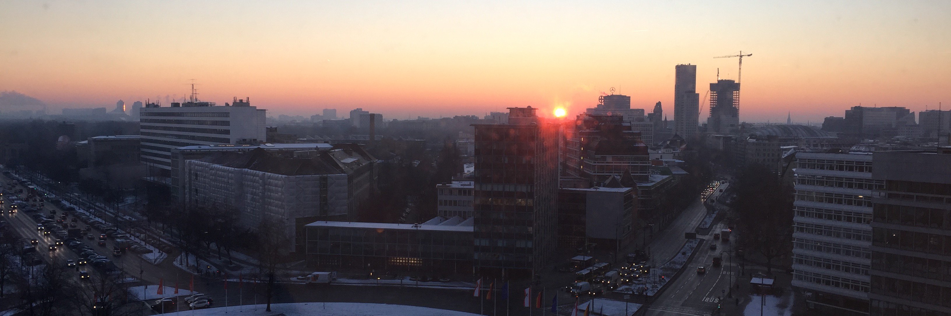 berlinLuetze's profile banner image