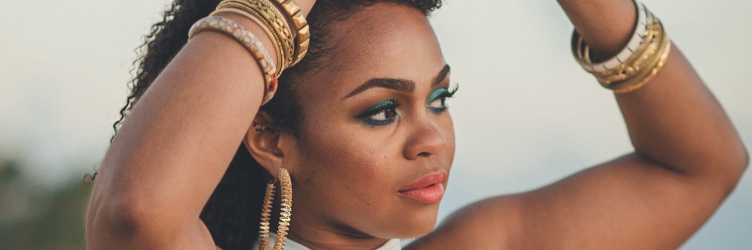 YAMICIA CONNOR banner