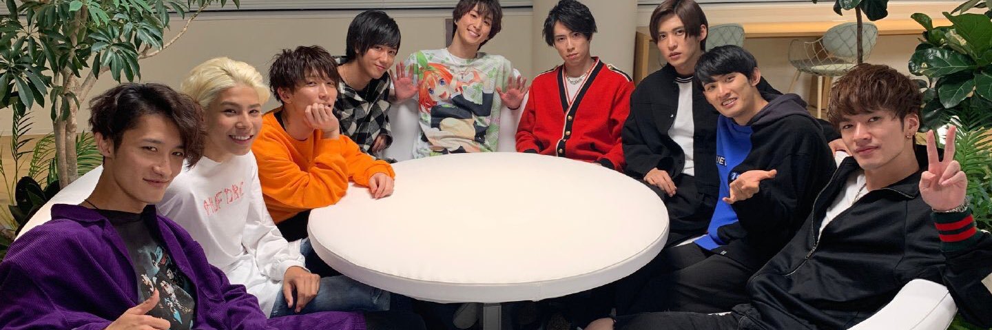 show___05's profile banner image