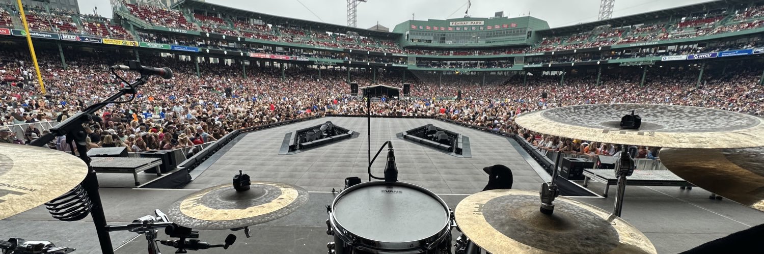 SaucedaGilberto's profile banner image