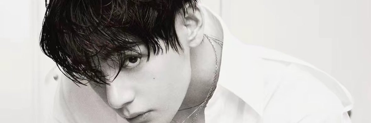 naaeat's profile banner image