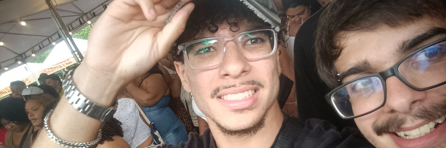fazerena's profile banner image