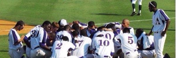 TroyWilliams7_ Profile Banner