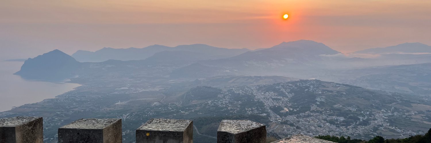 Stephen Comello banner