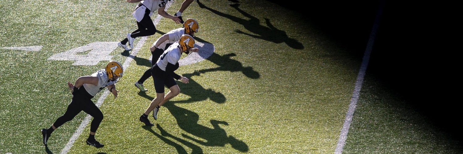 Carter Everett banner