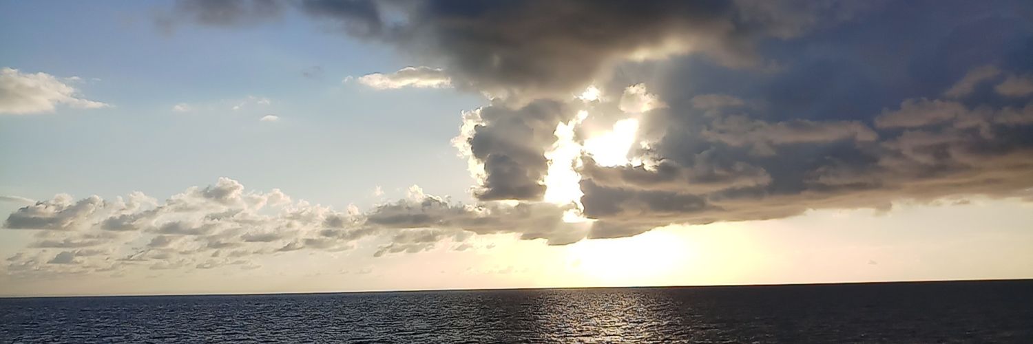 dekaemje's profile banner image