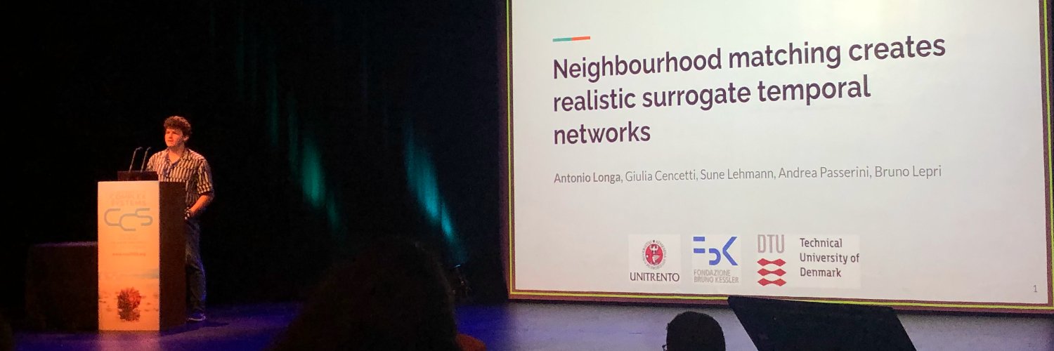 Antonio Longa's banner