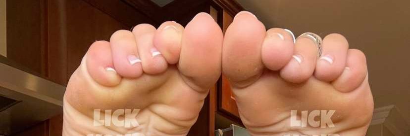 AnInfrequentAddict banner