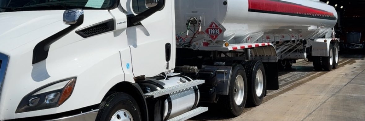 Zoomer Trucker banner