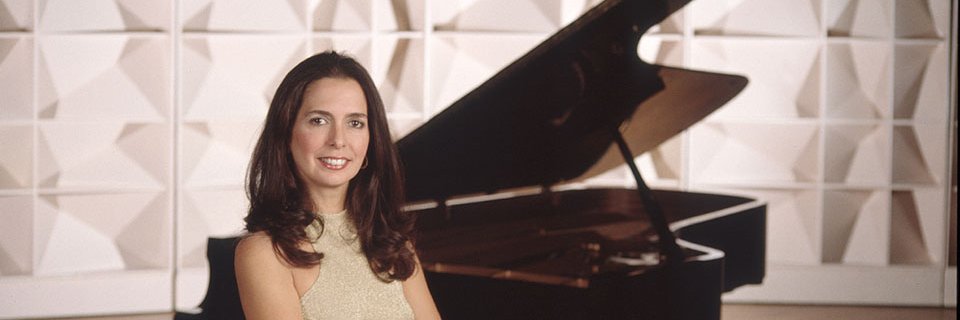 CLARA RODRIGUEZ banner