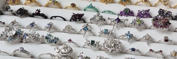 thomsoniae Profile Banner