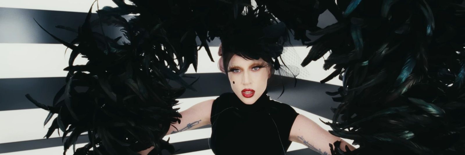 🦇 Joan, LM ✝️ banner