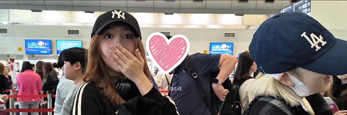 𝚛𝚘𝚜𝚊 banner