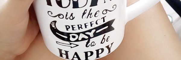 Zoe_MakeUpStyle's profile banner image