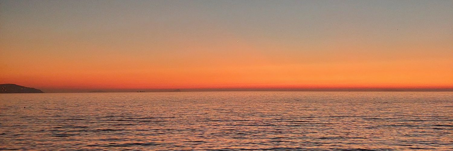 haticevikk's profile banner image