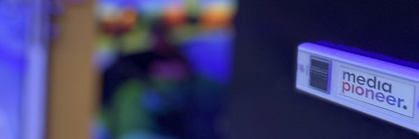 lang_berlin Profile Banner