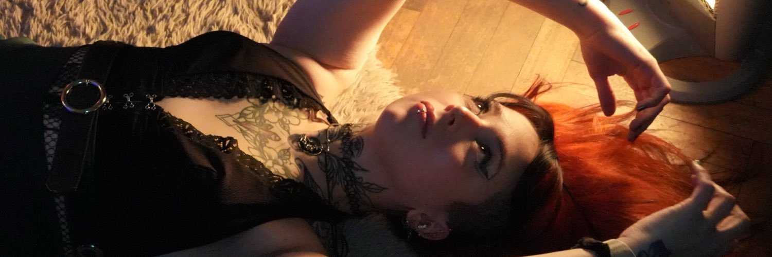 JulietaBeatrice's profile banner image