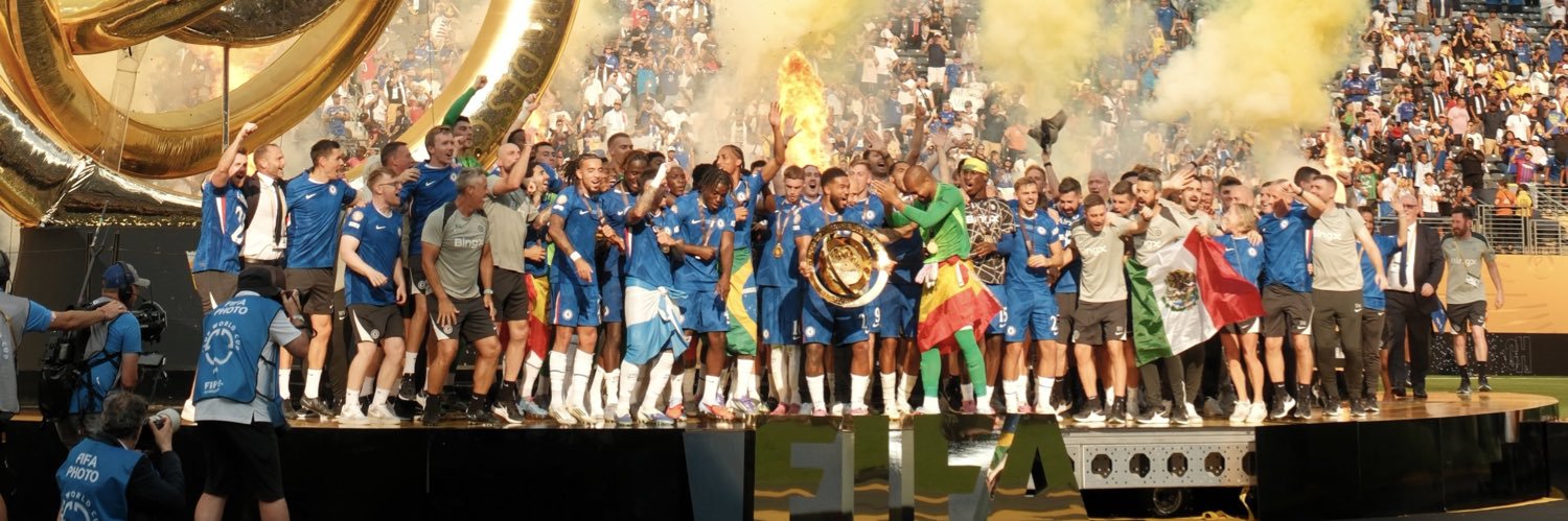 dejiade_'s profile banner image