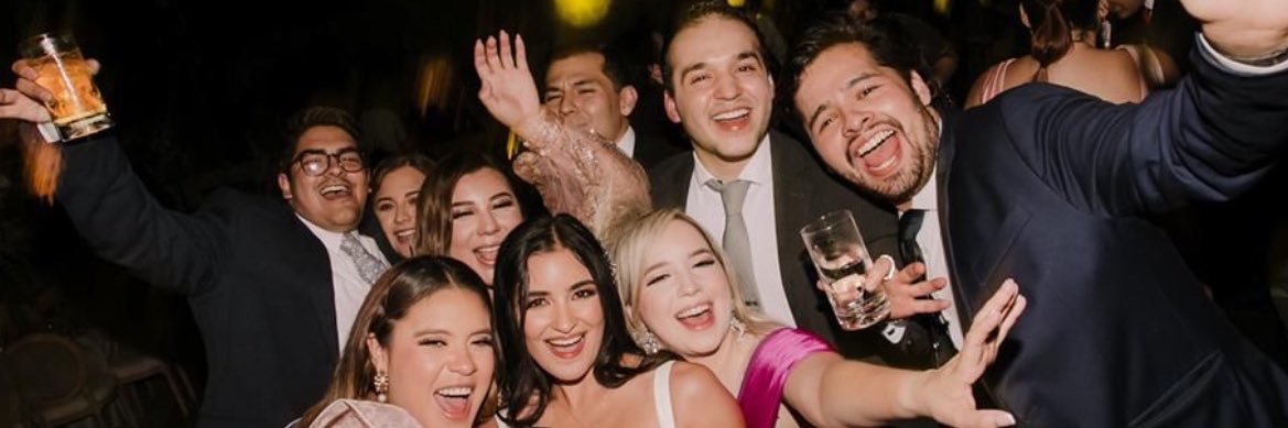 larizzafv's profile banner image