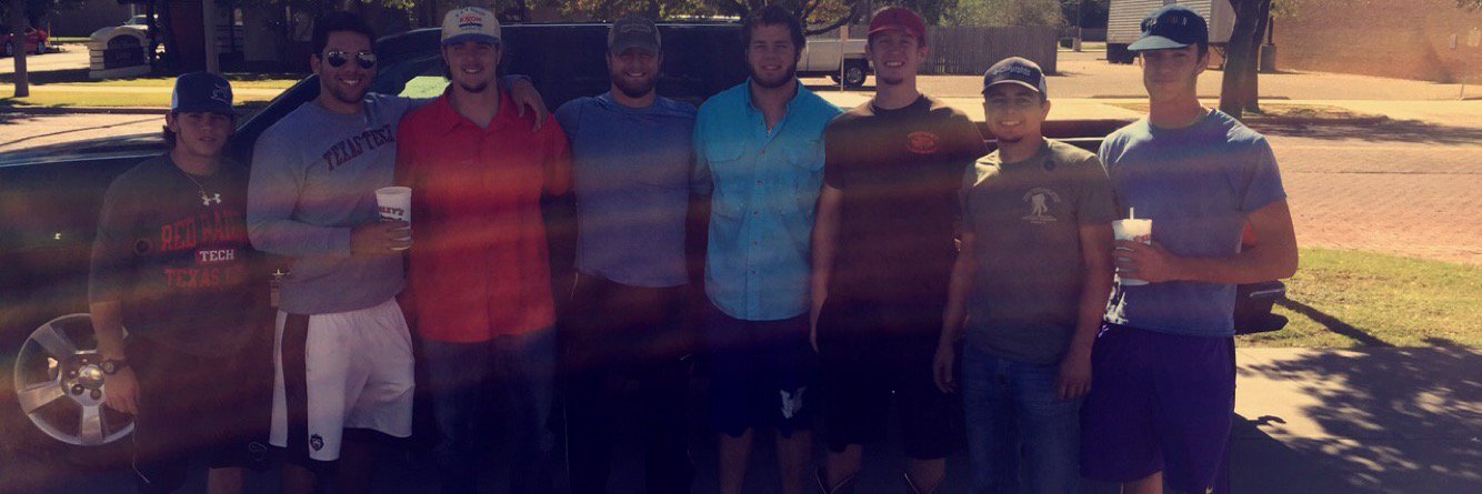 devon_lindeman's profile banner image