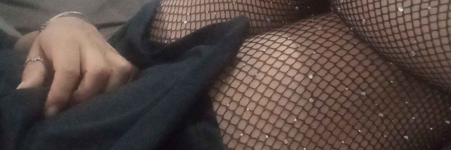 sky_escarlet's profile banner image