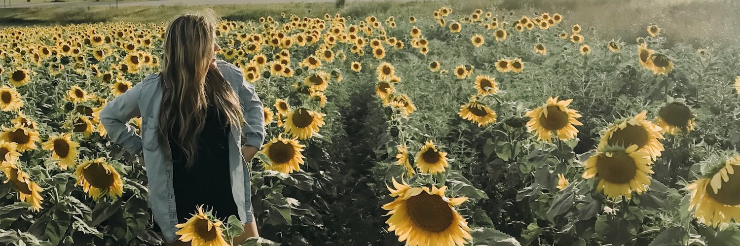 EmilyGrace1234's profile banner image