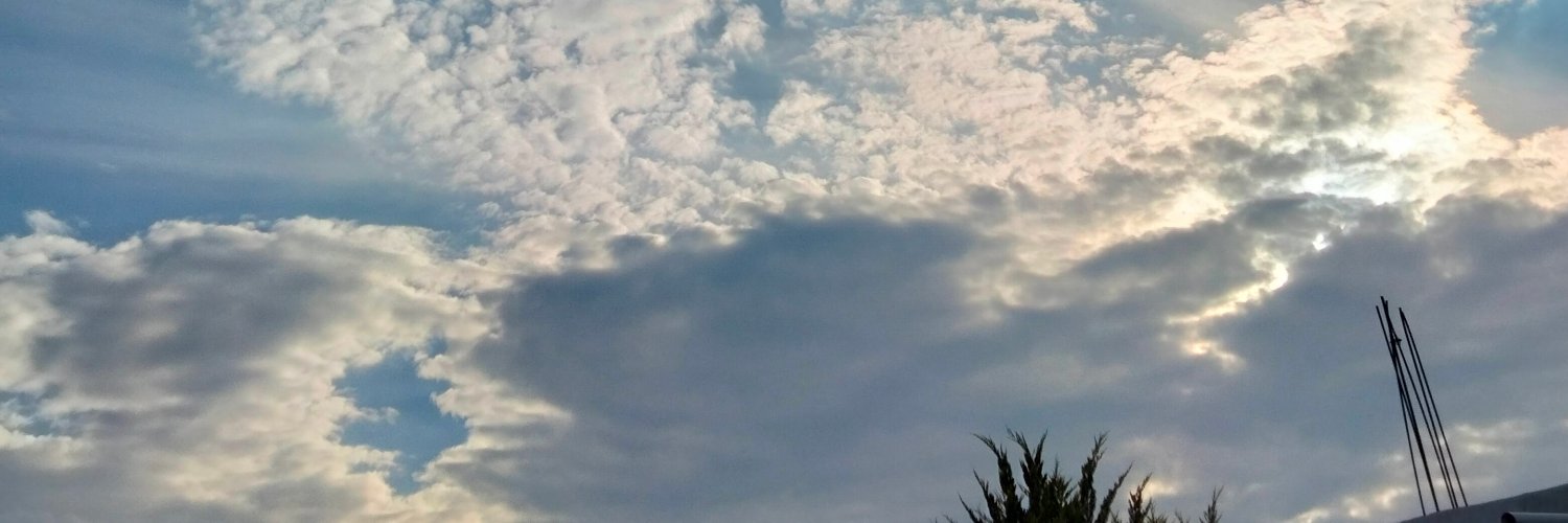 Itze182's profile banner image