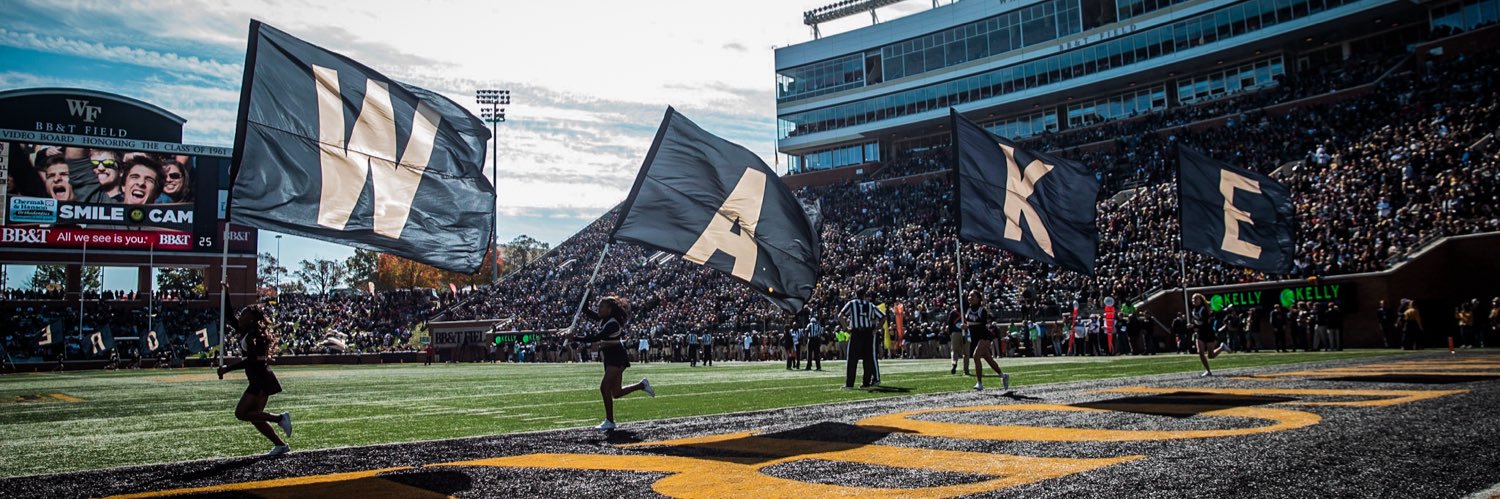 Chuck 🎩's banner