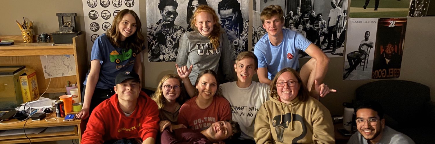 alaina_wallick's profile banner image