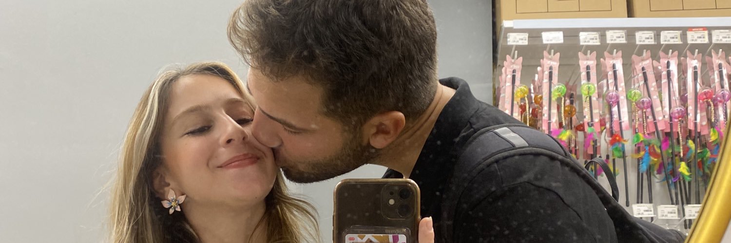 aybukekos0's profile banner image
