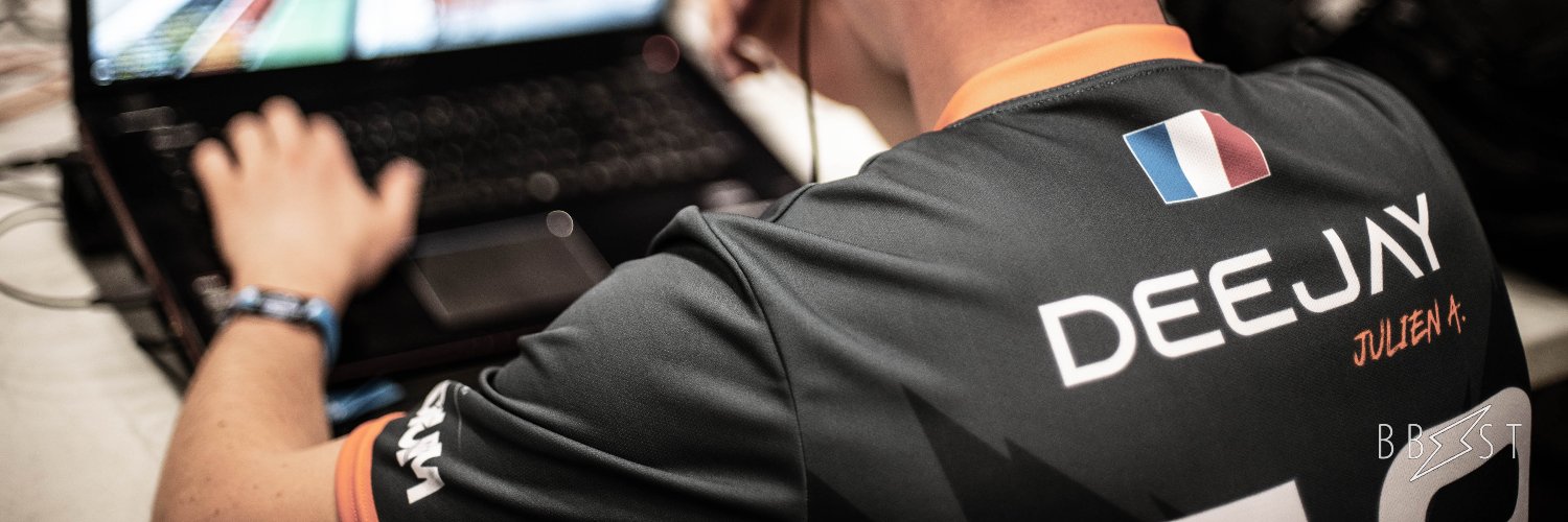 Deejay banner