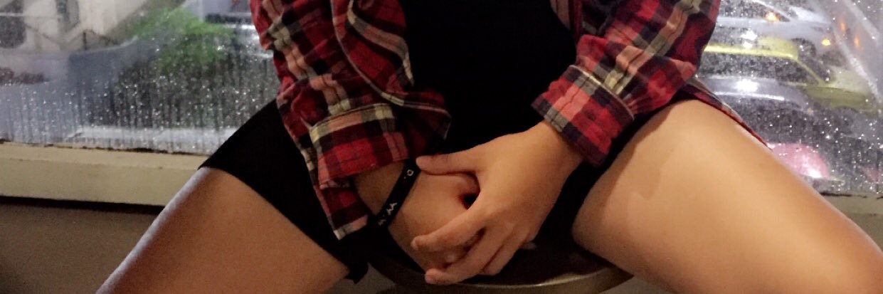kimjarvy's profile banner image