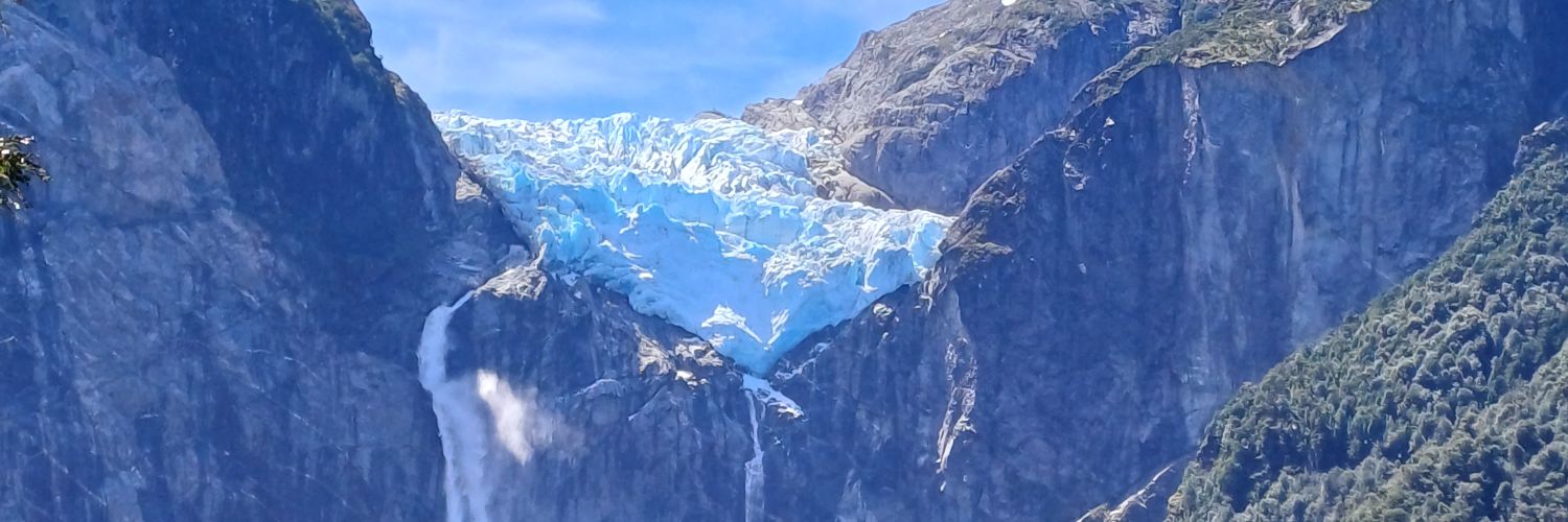 ruffiss's profile banner image