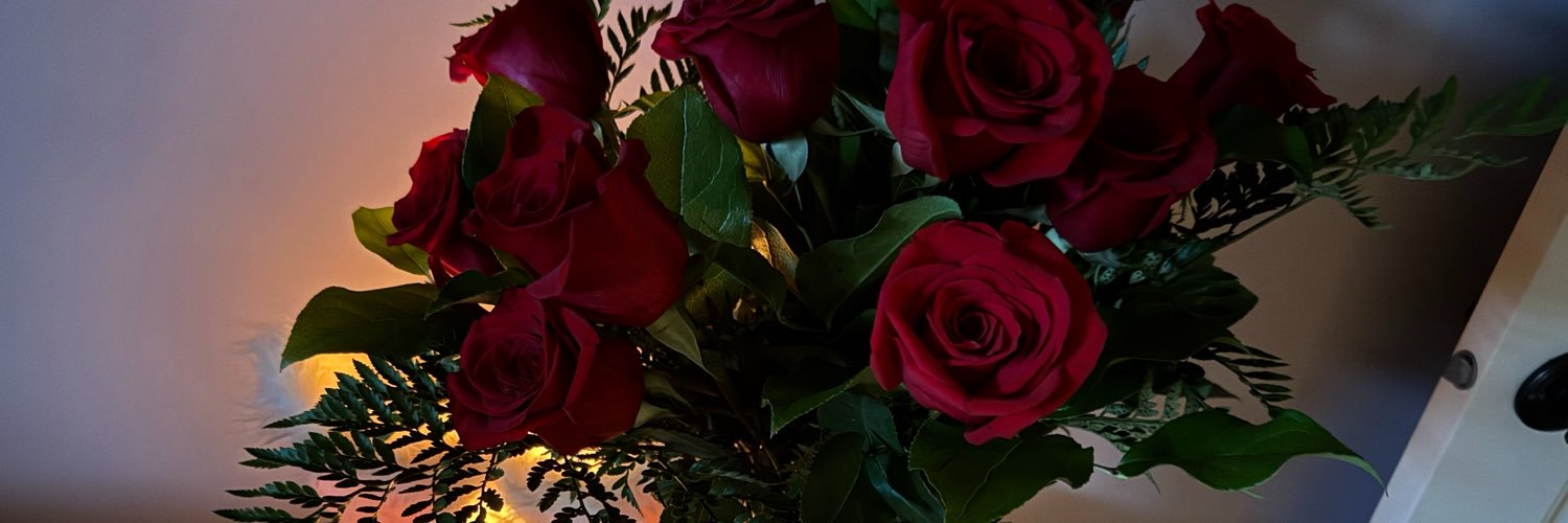 treasuree_hutch's profile banner image