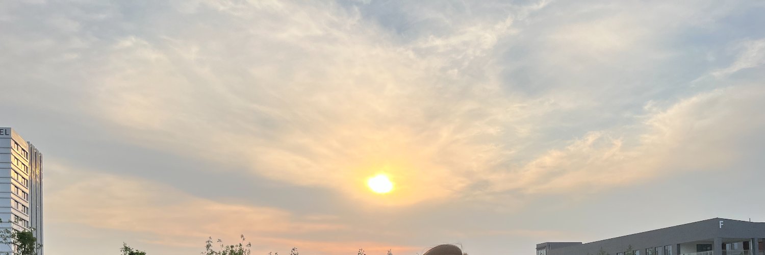 MR67225293's profile banner image