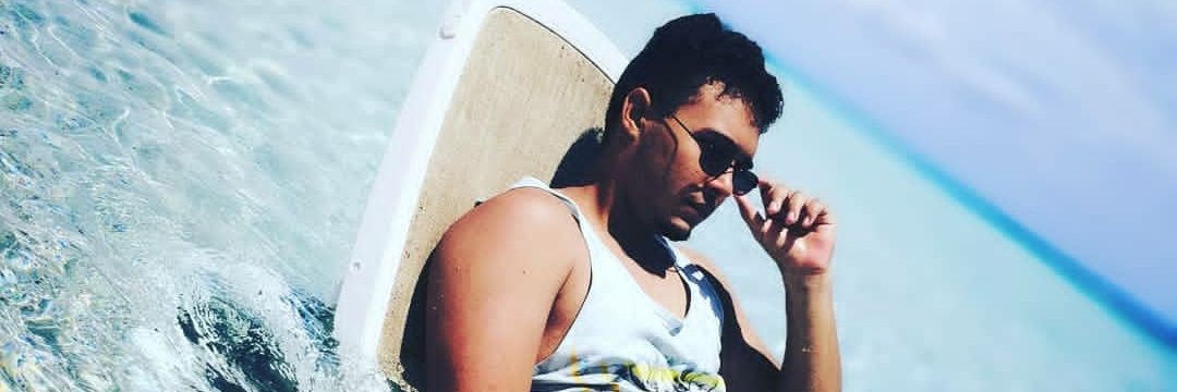 escarizDavid's profile banner image