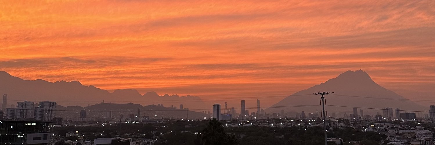 marcelapz_'s profile banner image
