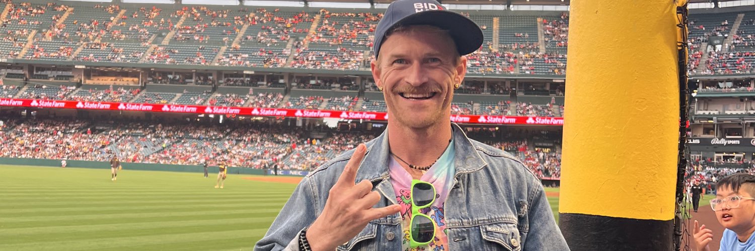 Mark Richardson 🇺🇦 banner