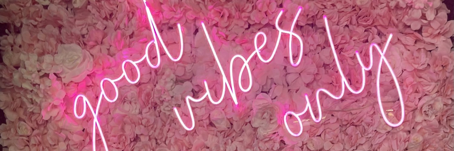 Shonti_'s profile banner image