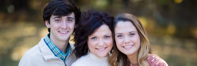 carrielew32's profile banner image