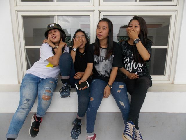 __Putriputee's profile banner image