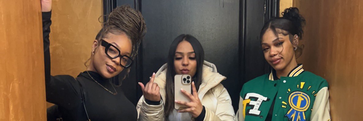 beenaa_M's profile banner image