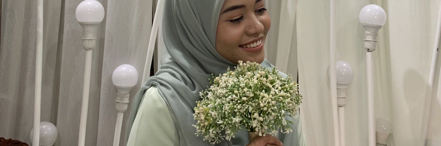 farihamanina's profile banner image